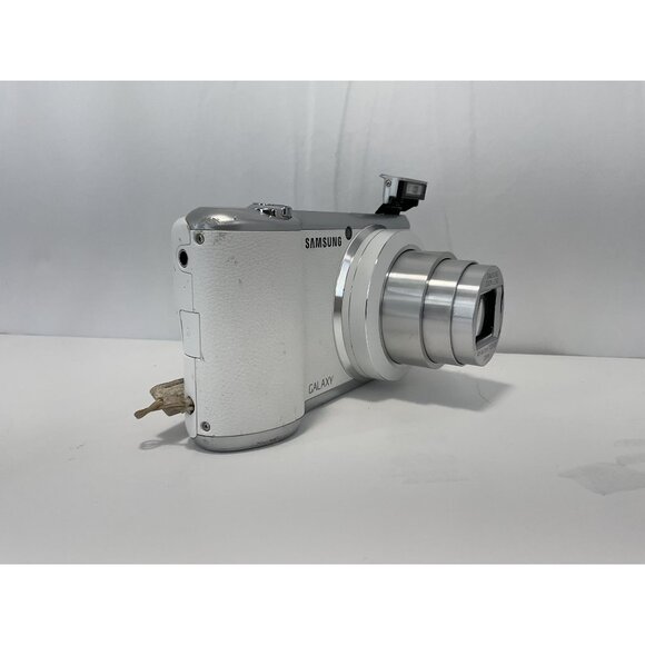 Samsung Galaxy Camera 2 EK-GC200 16MP Digital Camera With 21x Optical Zoom & And - Picture 3 of 8